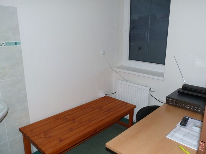 04.jpg