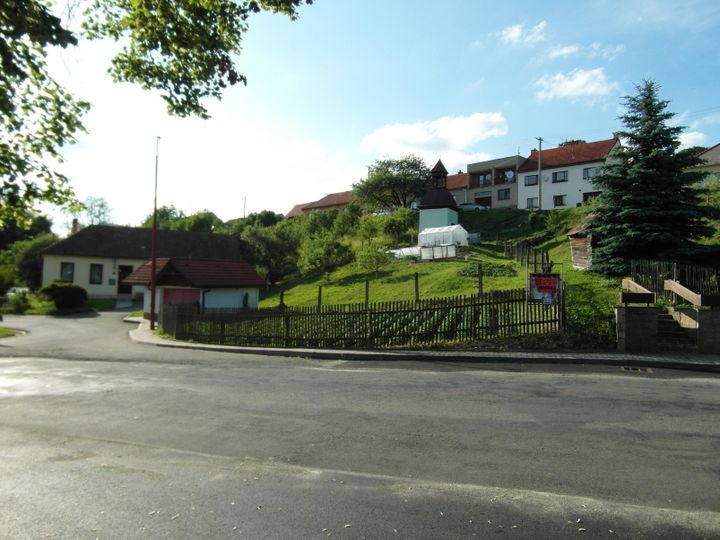 02.jpg