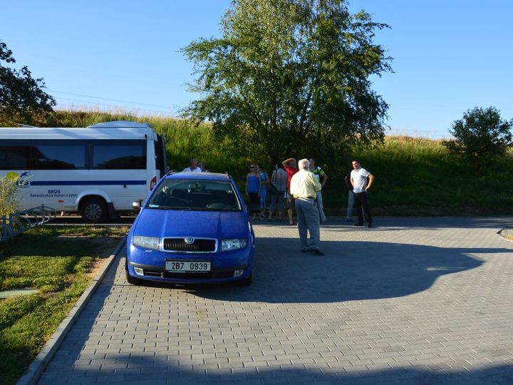 02.jpg