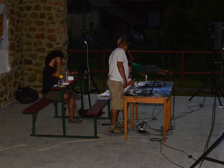 159.jpg